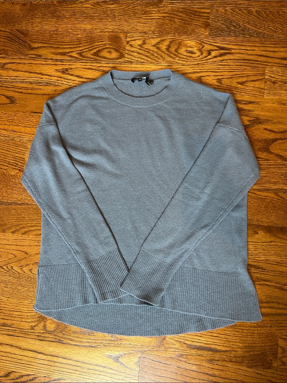 Theory Karenia 100% Cashmere Blue Sweater M